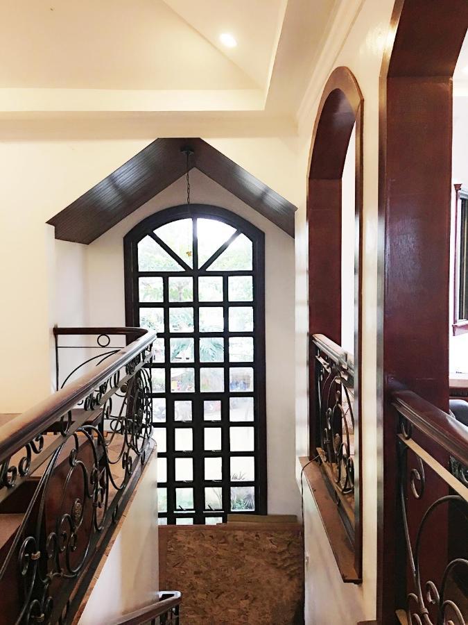 Spinning Cat Hostel (Adults Only) تاغبيلاران سيتي المظهر الخارجي الصورة