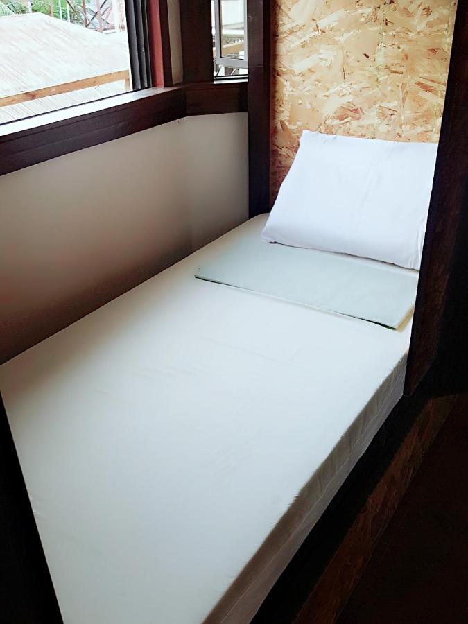 Spinning Cat Hostel (Adults Only) تاغبيلاران سيتي المظهر الخارجي الصورة