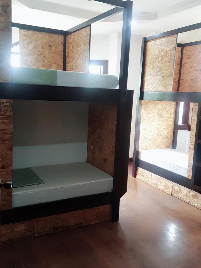 Spinning Cat Hostel (Adults Only) تاغبيلاران سيتي المظهر الخارجي الصورة