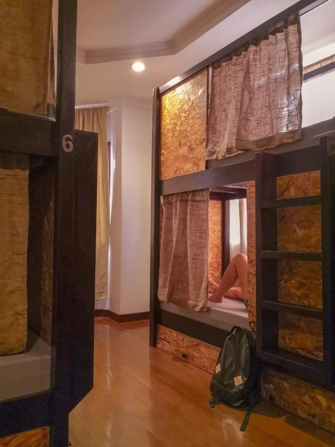 Spinning Cat Hostel (Adults Only) تاغبيلاران سيتي المظهر الخارجي الصورة