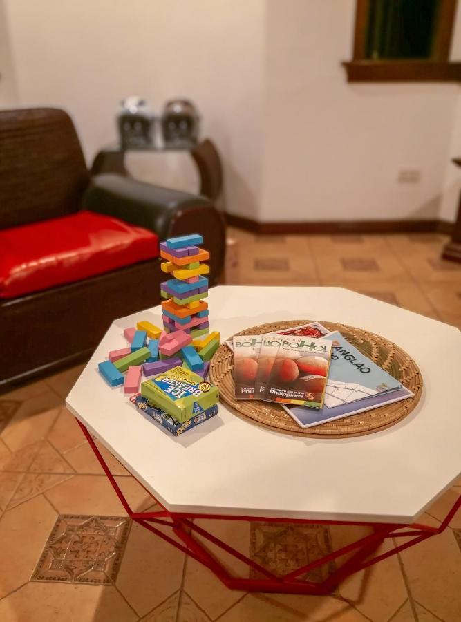 Spinning Cat Hostel (Adults Only) تاغبيلاران سيتي المظهر الخارجي الصورة